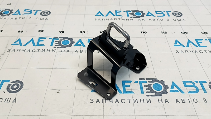 Скоба замка капота правая Volvo XC40 19-26