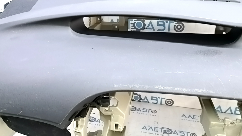 Торпедо передняя панель с AIRBAG Toyota Prius 30 10-13 черная, с бежевым каркасом, царапины