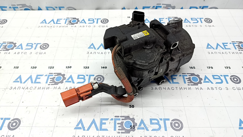 Компрессор кондиционера Toyota Prius 30 10-15