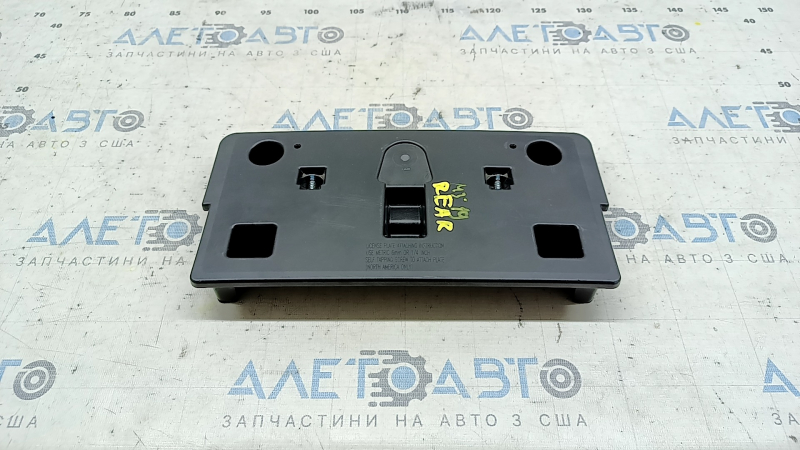 Рамка под номер переднего бампера Mazda 3 19-26 4d
