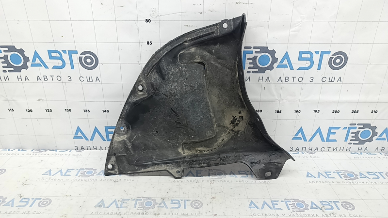 Защита переднего бампера правая Mazda 3 19-26 4d надорвана, потерта