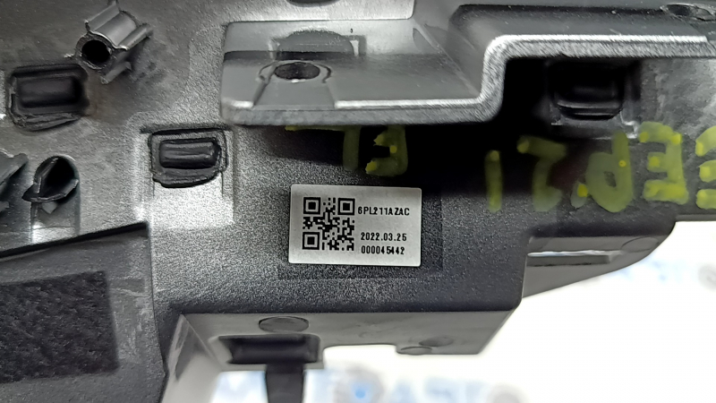 Накладка передней панели нижняя левая Jeep Grand Cherokee WL 21-26 серая с графит