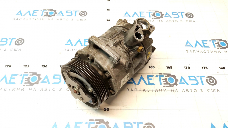 Компрессор кондиционера VW Passat b7 12-15 USA 1.8Т не держит клапан
