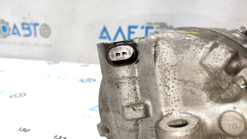 Компрессор кондиционера VW Passat b7 12-15 USA 1.8Т не держит клапан