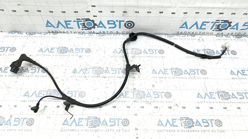 Датчик ABS задний правый Mazda 3 19-26 FWD Japan built