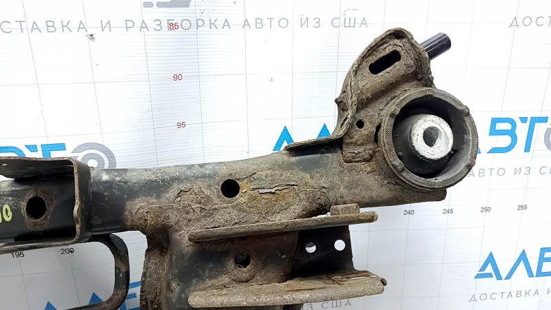 Подрамник задний Subaru Outback 15-19 ржавый