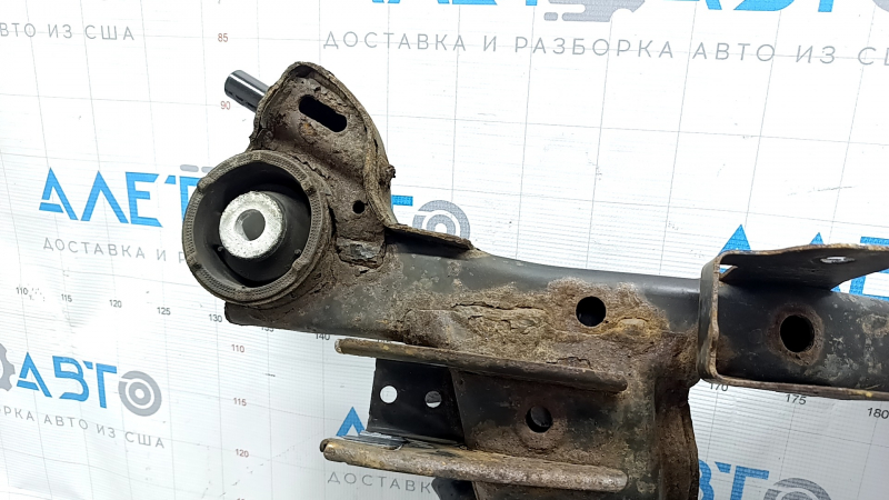 Подрамник задний Subaru Outback 15-19 ржавый