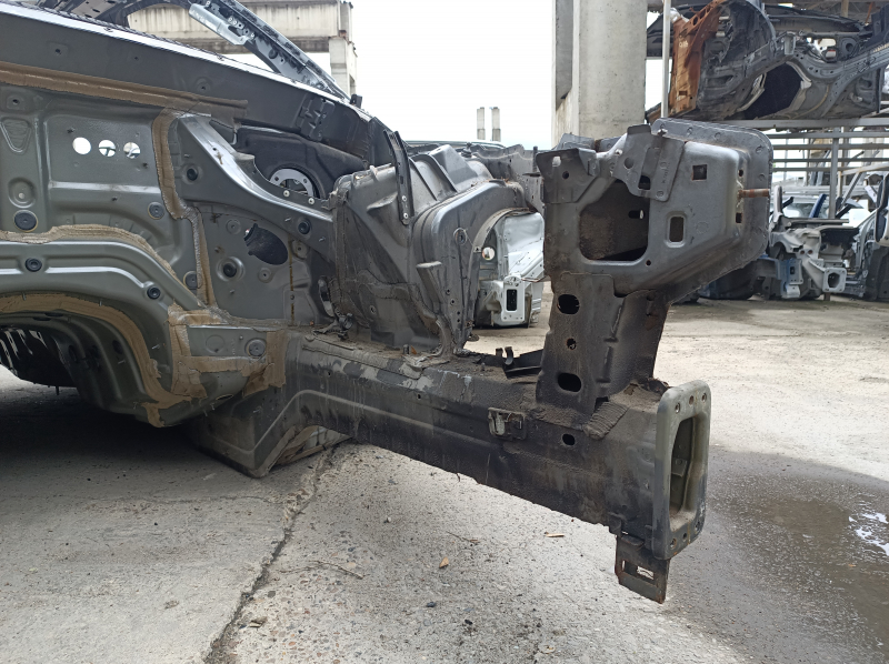 Четверть передняя левая BMW X5 F15 14-18 на кузове, графит