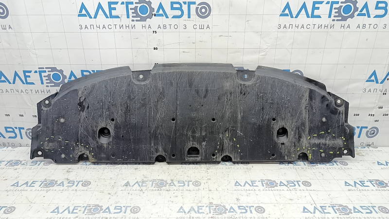 Защита переднего бампера Toyota Prius 50 16-18 потерта, протерта, надлом крепления
