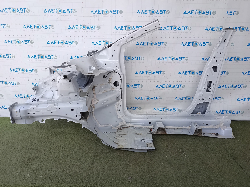 Четверть передняя правая Ford Edge 19-24 отпилена, с центральной стойкой, белая