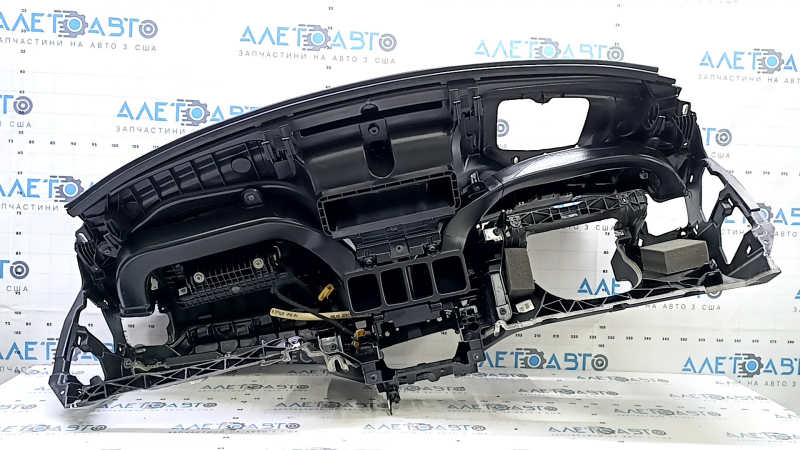 Торпедо передняя панель с AIRBAG Volvo XC60 18-26 кожа черная под проекцию