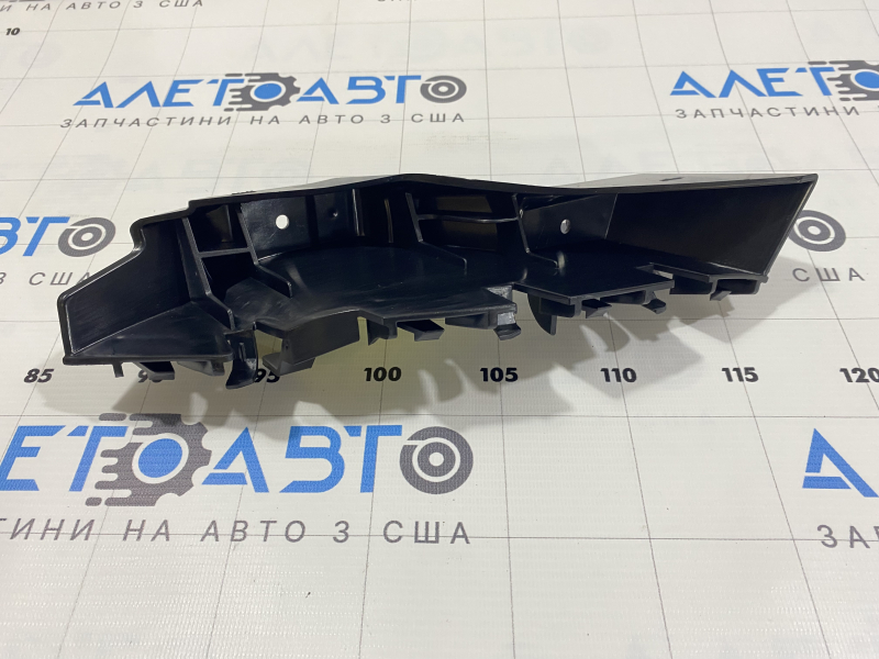 Крепление заднего бампера внутреннее левое Ford Escape MK4 20-26