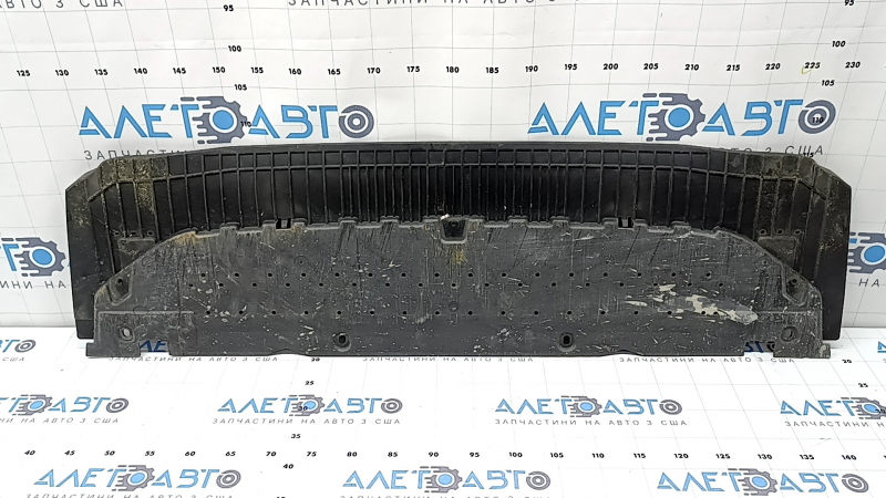 Защита переднего бампера Audi A4 B8 13-16 s-line, царапины, надломано ребро