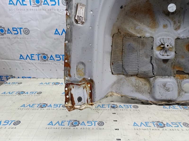 Корыто багажника Toyota Prius V 12-17 отпилено, белый 070