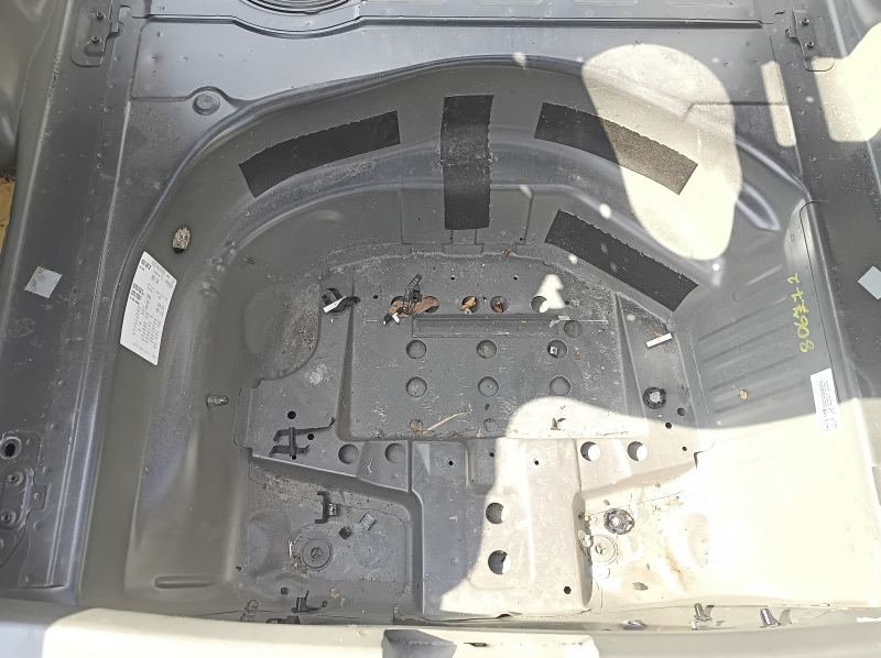 Корыто багажника Audi A4 B8 08-16 на кузове, на кузове