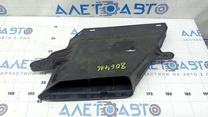 Воздухоприемник Audi A4 B8 13-16 2.0T сломано крепление