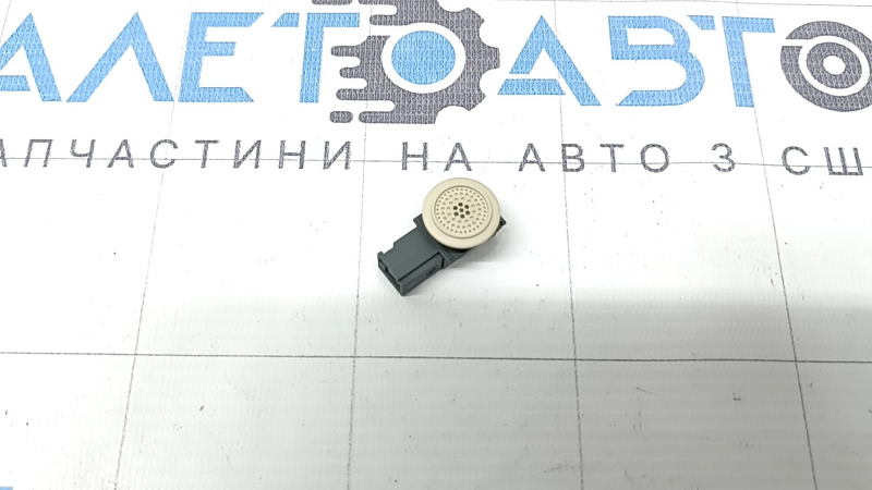 Микрофон Mercedes W167 GLE 350 450 20-22 с бежевой накладкой