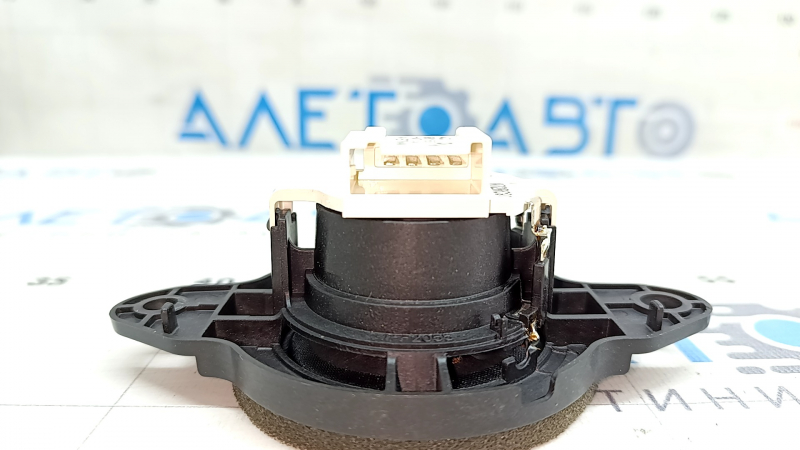 Динамик торпедный правый Toyota Prius 50 16-22