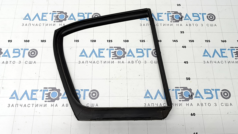 Etansare triunghi sticla spate dreapta Kia Sportage 17-22