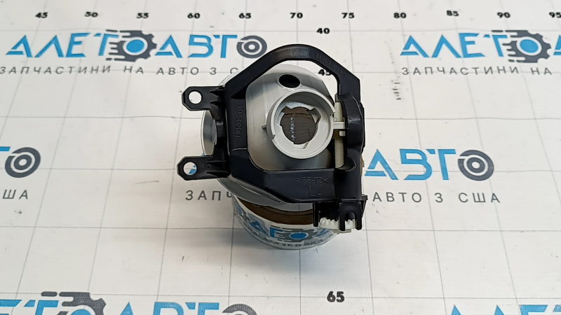 Far de ceata PTF stanga Toyota Prius 30 13-15 rest TYC