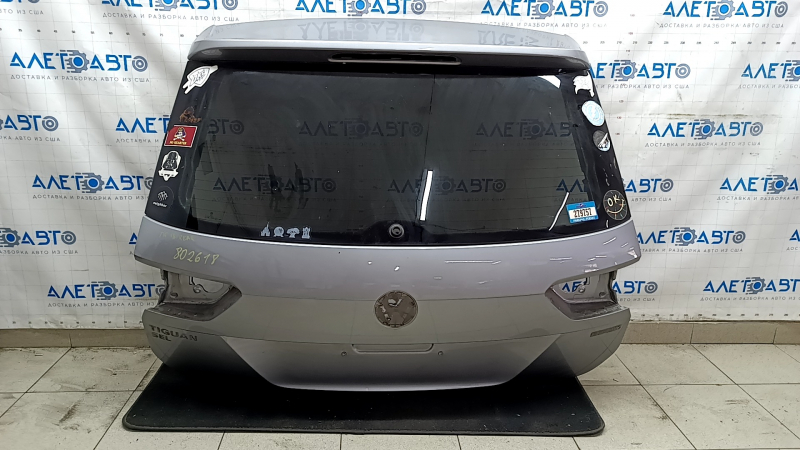 Дверь багажника голая со стеклом VW Tiguan 18-24 серебро LB7S