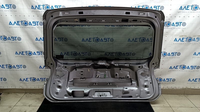 Дверь багажника голая со стеклом VW Tiguan 18-24 серебро LB7S