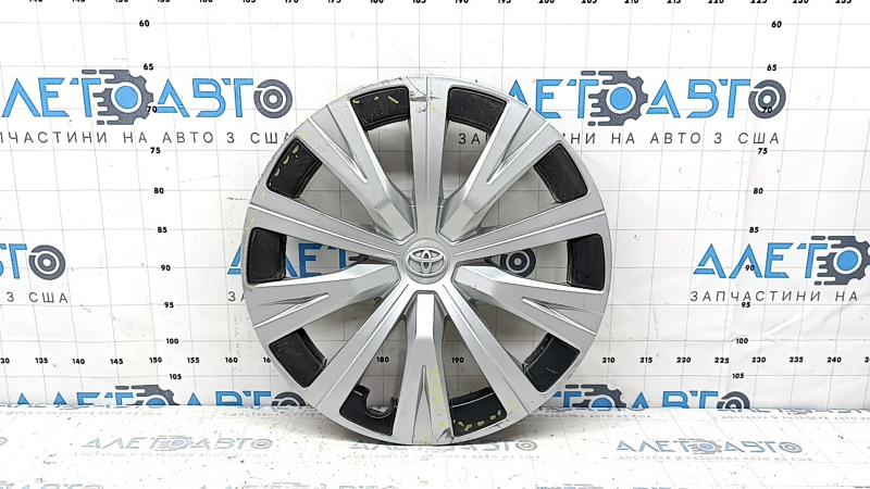 Колпак колесный Toyota Camry v70 18-24 серый, под покрас