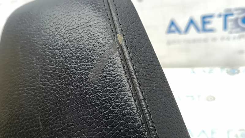 Подлокотник BMW 4 F32/33/36 14-20 кожа черная, царапины, под чистку