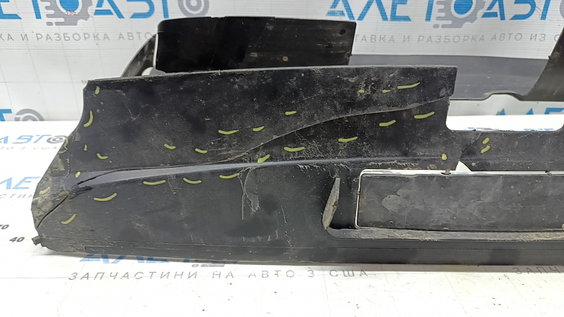 Воздуховод радиатора нижний BMW 4 F32/33/36 14-20 M Pack, надломы
