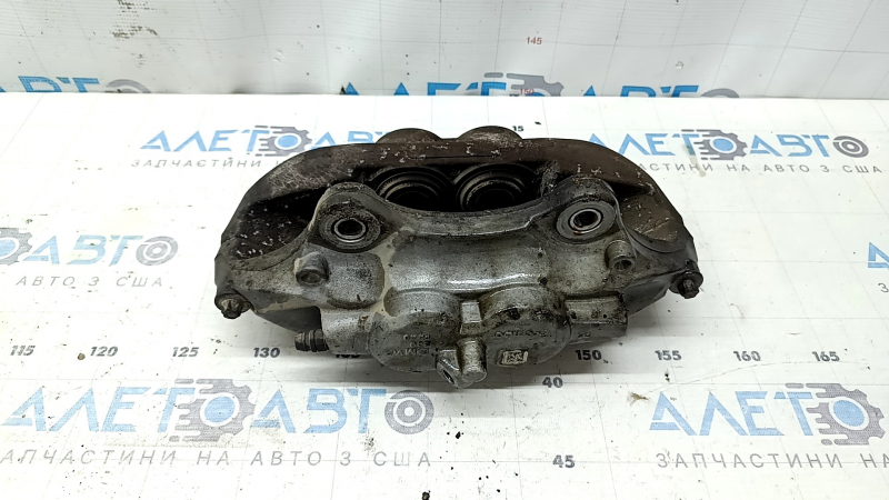 Суппорт в сборе передний левый BMW 4 F32/33/36 14-17 N26, N55, B48, M Sport