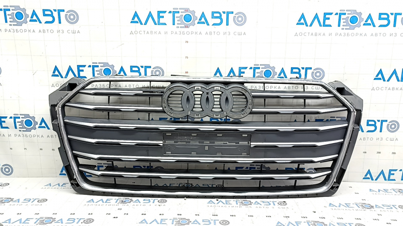 Решетка радиатора в сборе Audi A5 F5 18-19 черный мат+хром, отсутствует эмблема, дефект хрома