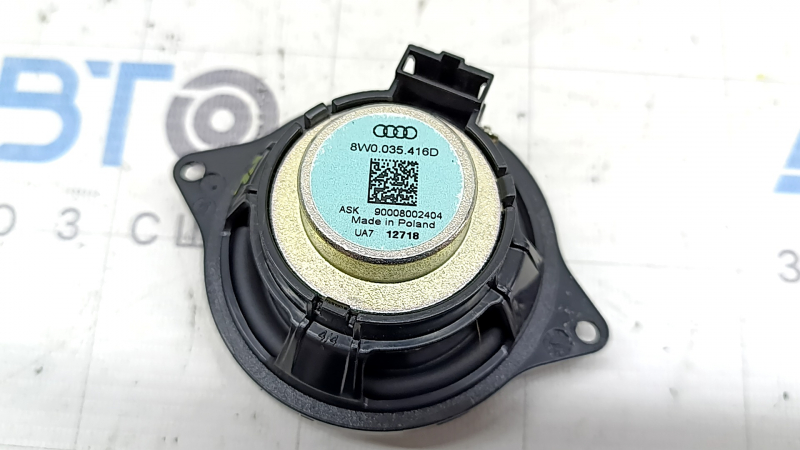 Динамик передней панели левый Audi A5 F5 18-25 Bang and Olufsen, треснута сетка