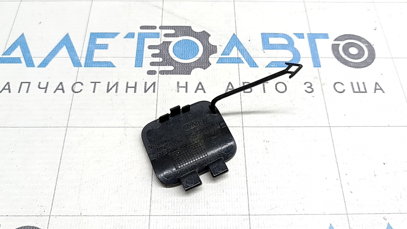 Заглушка буксировочного крюка заднего бампера Audi A5 F5 18-19 S-Line