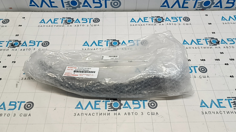 Губа переднего бампера правая Toyota Camry v70 18-20 SE\XSE