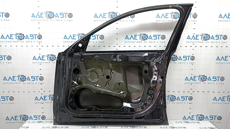 Дверь голая передняя правая Audi A6 C7 12-18 графит LX7U, потерта