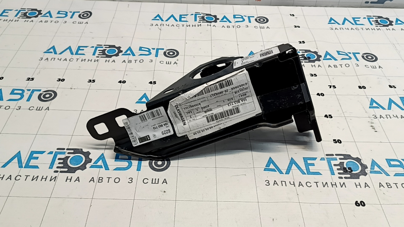 Кронштейн фары левый Volkswagen ID.4 21-26