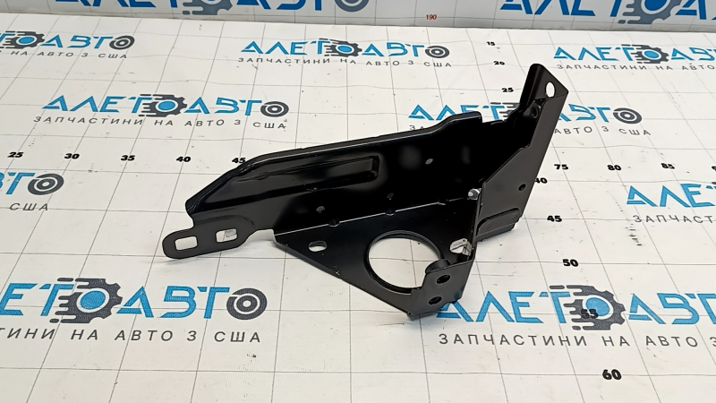 Кронштейн фары левый Volkswagen ID.4 21-26