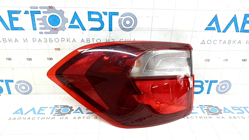 Фонарь внешний крыло левый Ford Ecosport 18-22 темный, царапины