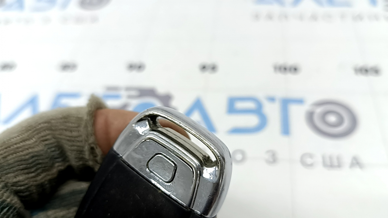 Ключ Audi A6 C7 12-18 4 кнопки, царапины