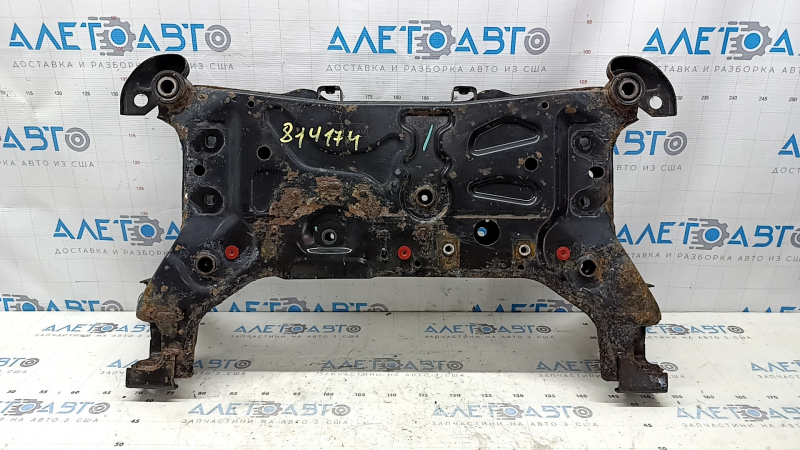 Подрамник передний Ford C-max MK2 13-18 ржавый