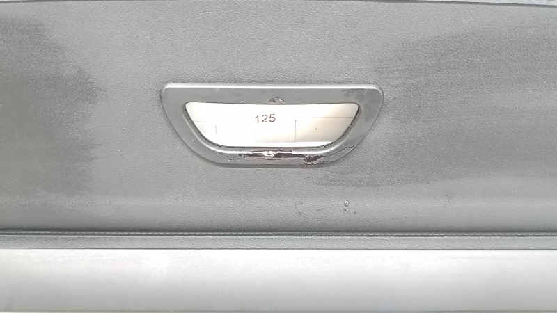 Шторка багажника Mercedes GLC 16-22 черная, вмятины, под чистку