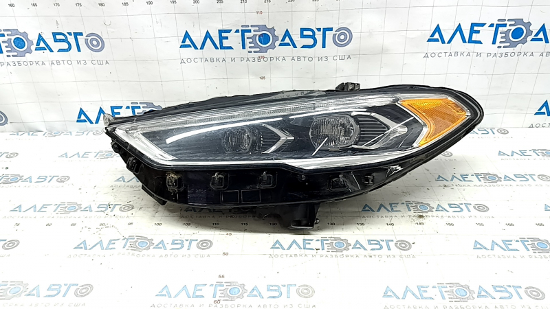 Фара передняя левая в сборе Ford Fusion mk5 17-20 LED, с DRL
