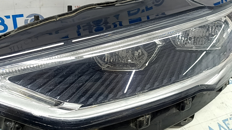 Фара передняя левая в сборе Ford Fusion mk5 17-20 LED, с DRL
