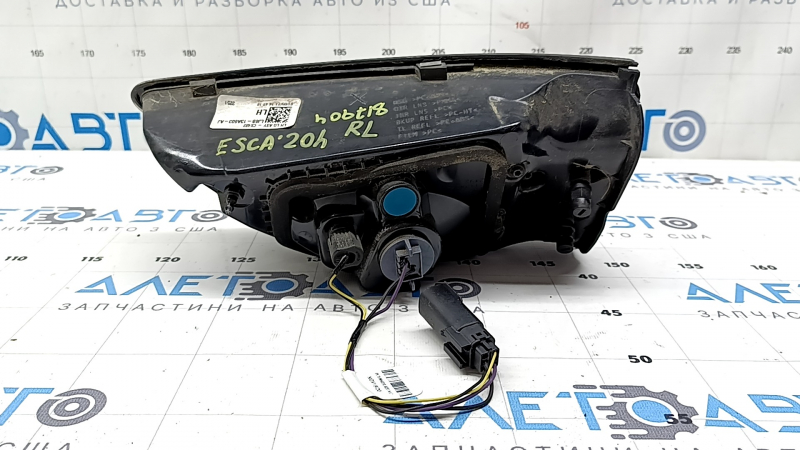 Фонарь внутренний крышка багажника левый Ford Escape MK4 20-22