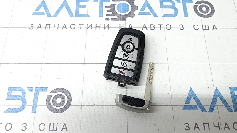 Ключ smart Ford Fusion mk5 17-20 5 кнопок, под автозапуск