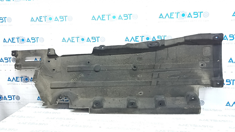 Защита днища левая Ford Fusion mk5 13-20 надрыв, потерта