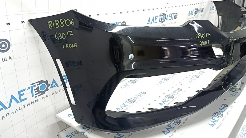 Бампер передний голый BMW 5 G30 17-20 под парктроники, черный, царапины, вмятины