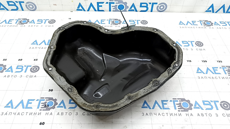 Поддон масляный Toyota Camry v55 2.5, hybrid 15-17 usa 2AR-FE, 2AR-FXE примят