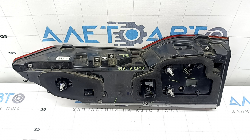Фонарь внутренний дверь багажника левый BMW X7 G07 19-22 LED