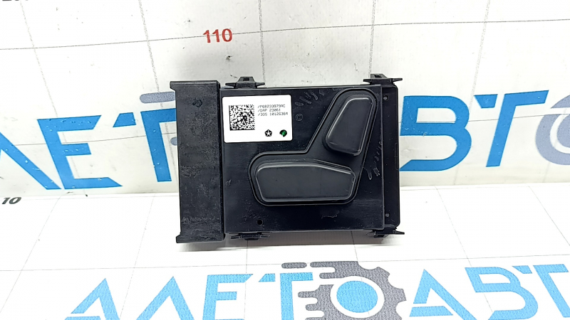 Управление водительским сиденьем Jeep Compass 17-26